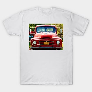 Old Red Farm Truck T-Shirt